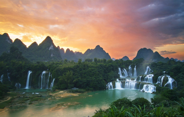Sunset waterfall jungle river mountain free wallpaper for desktop - medium preview image