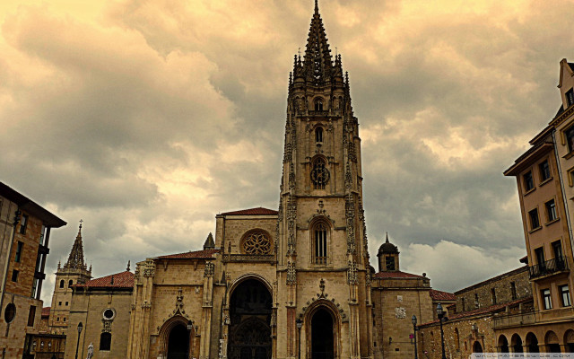 Cathedral clock tower city square free wallpaper for desktop - medium preview image