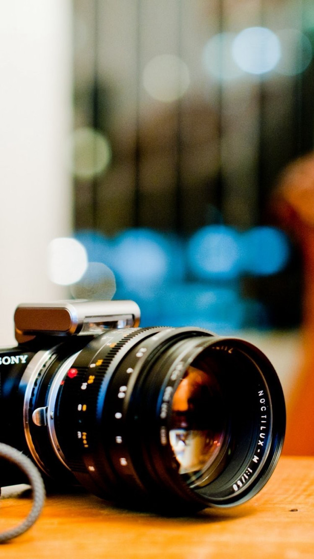 Camera table lens flashdrive williams free wallpaper for mobile - medium preview image