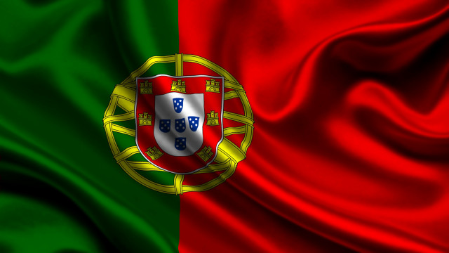 Portugal flag coat of arms free wallpaper for desktop - medium preview image