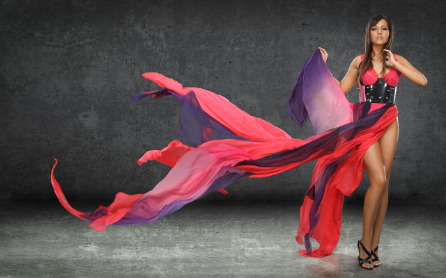 Woman red purple dress holding free wallpaper for desktop - medium preview image