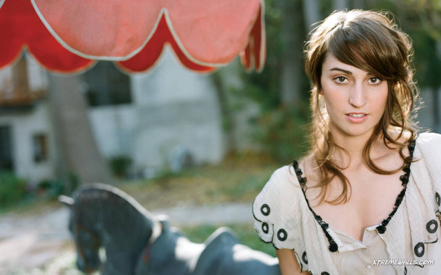 Woman dress posing red umbrella free wallpaper for desktop - medium preview image