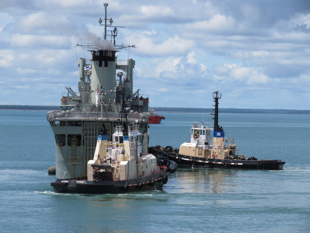 Tug boats large ship ocean free wallpaper for desktop - medium preview image