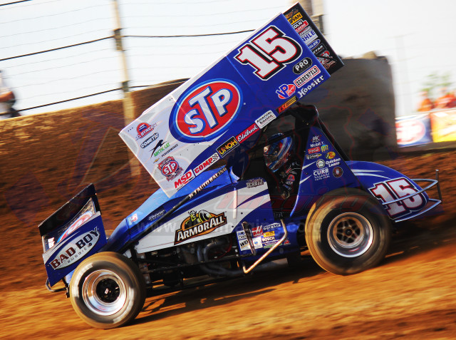 Dirt racer car corner dirt free wallpaper for desktop - medium preview image