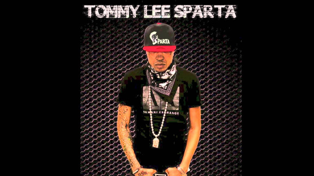 Man hat scarf black background free wallpaper for desktop - medium preview image