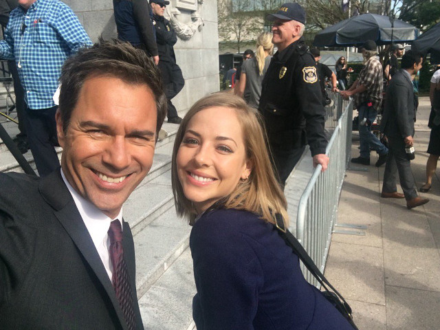 Man woman smile city street free wallpaper for desktop - medium preview image