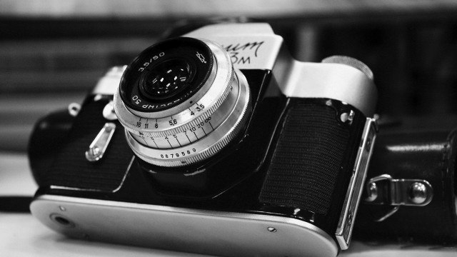 Camera lens tripod black white free wallpaper for desktop - medium preview image