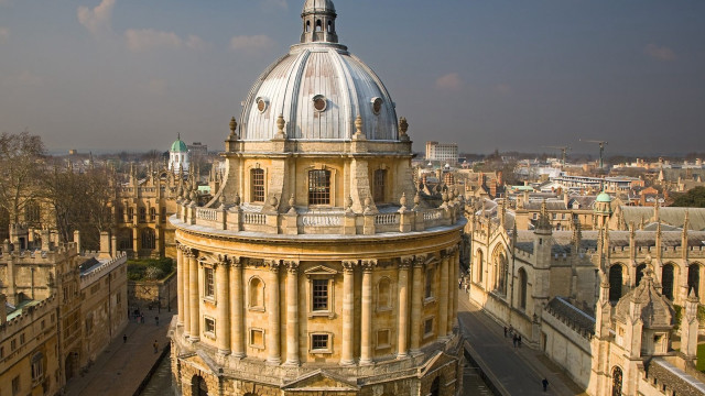 Large building dome street cars free wallpaper for desktop - medium preview image