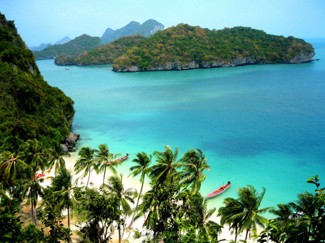 Beach trees boat water mountain free wallpaper for desktop - medium preview image