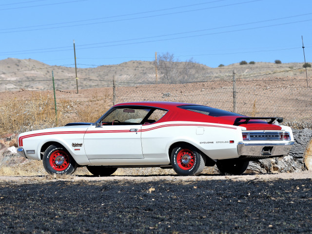 White red car parked fence free wallpaper for desktop - medium preview image