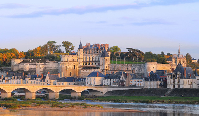 Castle bridge river city bridge free wallpaper for desktop - medium preview image