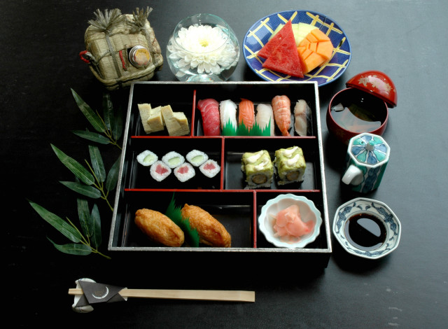 Sushi tray chopsticks bowl rice free wallpaper for desktop - medium preview image