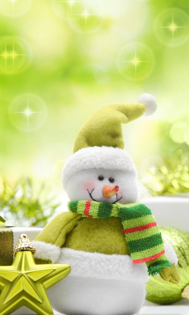 Snowman green hat scarf christmas free wallpaper for mobile - medium preview image