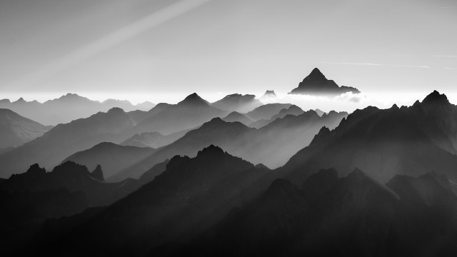 Black white mountains sky sunbeam free wallpaper for desktop - medium preview image