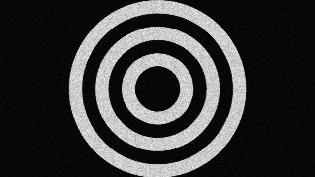 Black white circle opart rodchenko free wallpaper for desktop - medium preview image