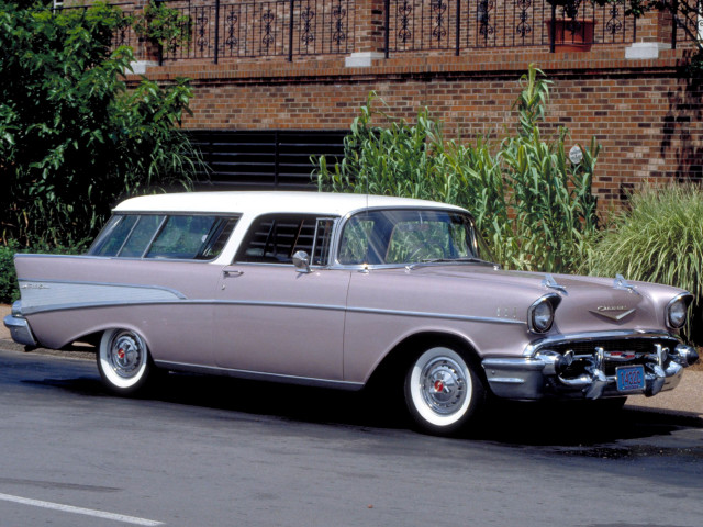 Car parked road building brick free wallpaper for desktop - medium preview image