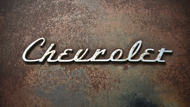 Close up metal object chesnut free wallpaper for desktop - medium preview image