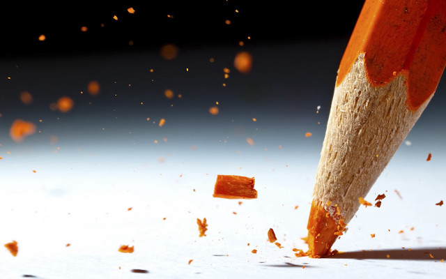 Pencil bread bite flying autumn free wallpaper for desktop - medium preview image