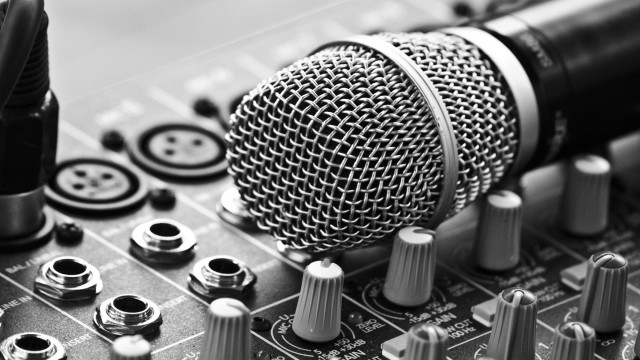 Microphone soundboard table equipment buttons free wallpaper for desktop - medium preview image