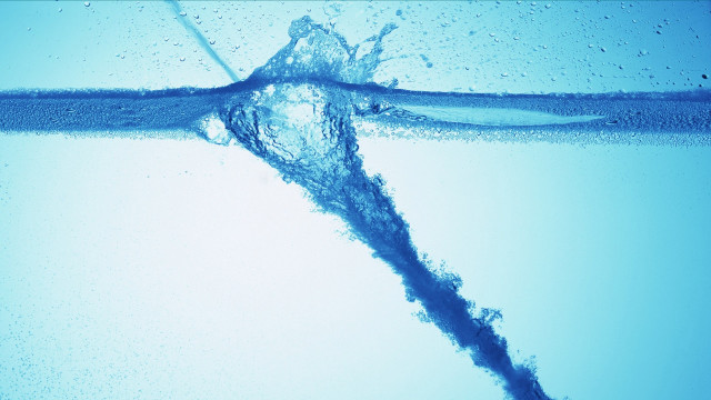 Blue liquid pour bubbles water free wallpaper for desktop - medium preview image