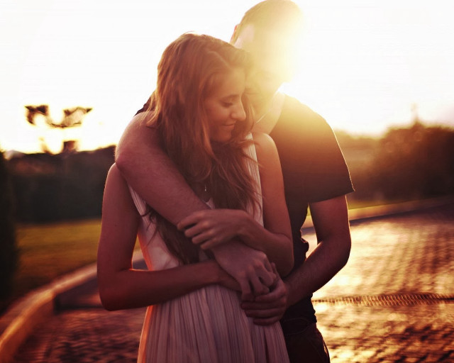 Man woman sunset sidewalk sunshine free wallpaper for desktop - medium preview image