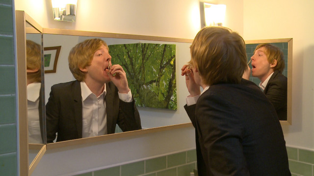 Woman man brushing teeth mirror free wallpaper for desktop - medium preview image