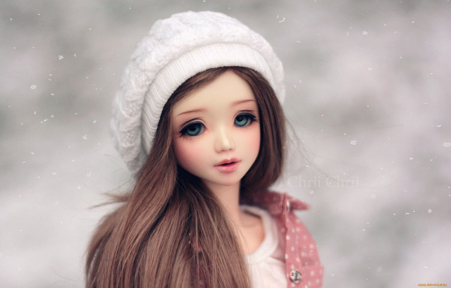 Doll brownhair whitehat polkadot winter free wallpaper for desktop - medium preview image