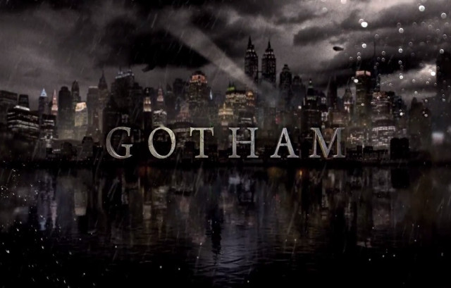 Gotham city skyline rain night free wallpaper for desktop - medium preview image