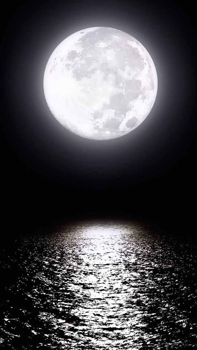 Full moon water dark sky free wallpaper for mobile - medium preview image