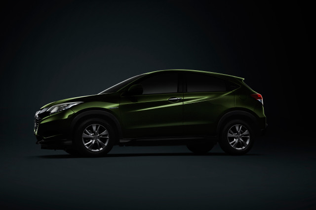Green suv dark room black #2 free wallpaper for desktop - medium preview image