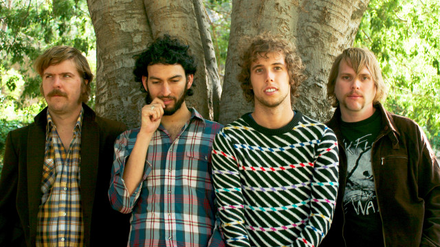 Men group forest tree pointing free wallpaper for desktop - medium preview image