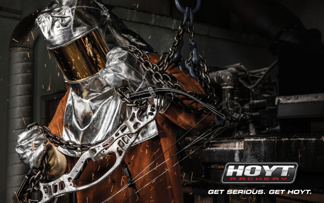 Man suit chain machine helmet free wallpaper for desktop - medium preview image