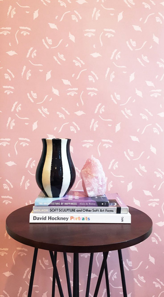 Table vase books wallpaper white free wallpaper for mobile - medium preview image