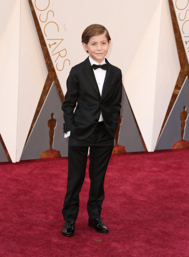Oscars boy tuxedo redcarpet formal free wallpaper for mobile - medium preview image
