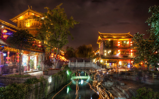 River city night lights buildings free wallpaper for desktop - medium preview image