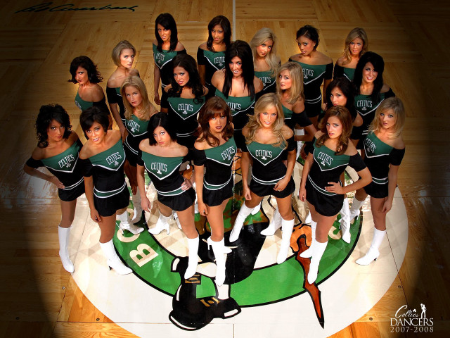 Cheerleaders basketball court group photo free wallpaper for desktop - medium preview image