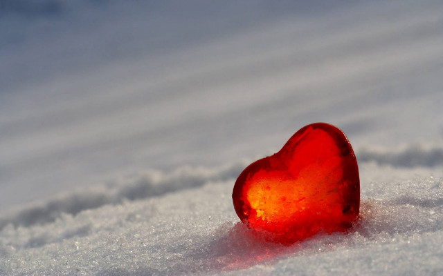 Red heart snow blue sky free wallpaper for desktop - medium preview image