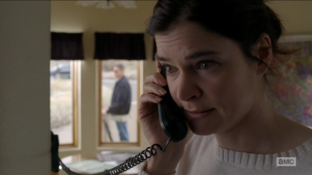 Woman phone livingroom man background free wallpaper for desktop - medium preview image