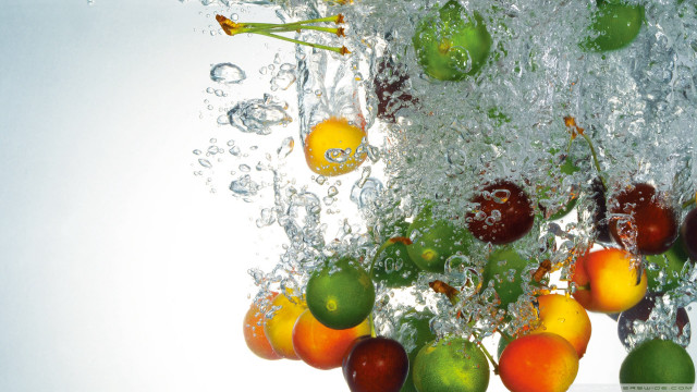 Falling fruit water bubbles green free wallpaper for desktop - medium preview image