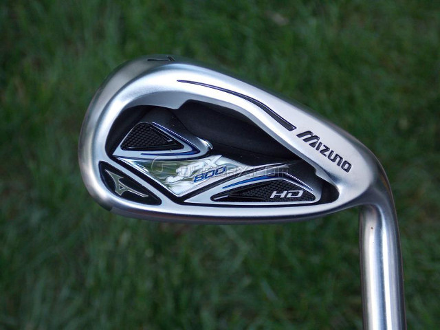 Golf iron closeup green grass free wallpaper for desktop - medium preview image