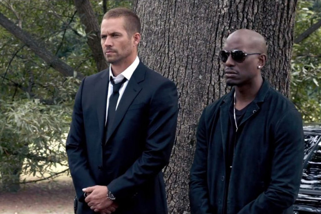 Two men suits tree park free wallpaper for desktop - medium preview image