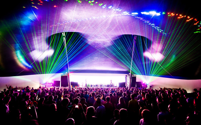 Concert crowd stage lights large #2 free wallpaper for desktop - medium preview image