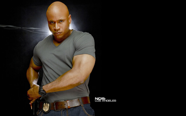 Bald man gun flashlight holding free wallpaper for desktop - medium preview image