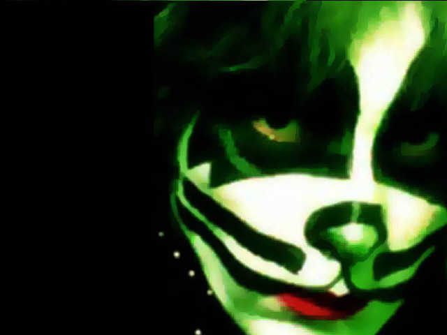 Green white face paint black free wallpaper for desktop - medium preview image