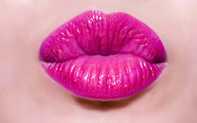 Close up pink lip background free wallpaper for desktop - medium preview image