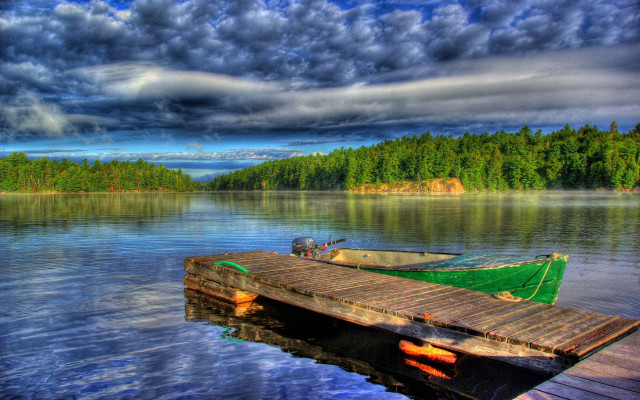 Boat docked wooden dock lake free wallpaper for desktop - medium preview image