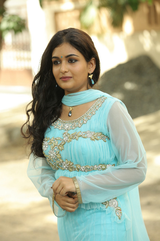 Woman blue dress street corner free wallpaper for mobile - medium preview image