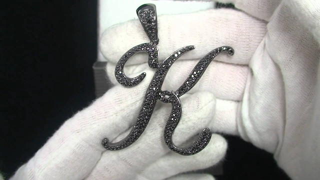 Person holding black white diamond free wallpaper for desktop - medium preview image