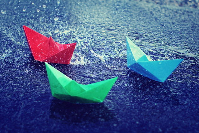 Origami boats rain ground sitting free wallpaper for desktop - medium preview image