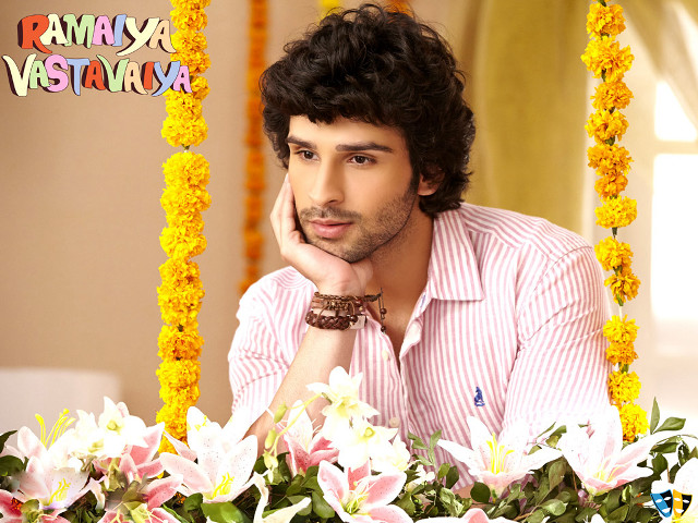 Man mirror flowers bracelet arrangement free wallpaper for desktop - medium preview image